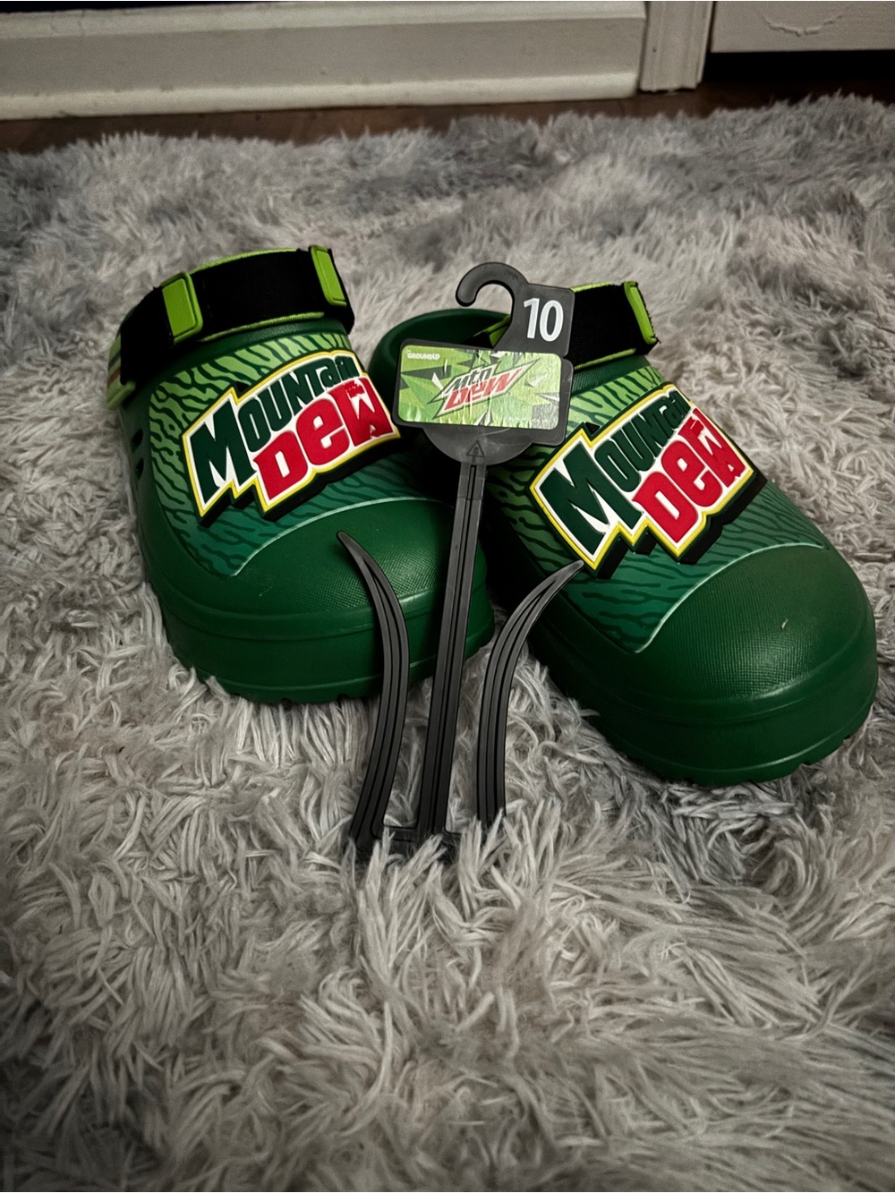 Mountain Dew Kids' Green Sandal Clogs - Size 10